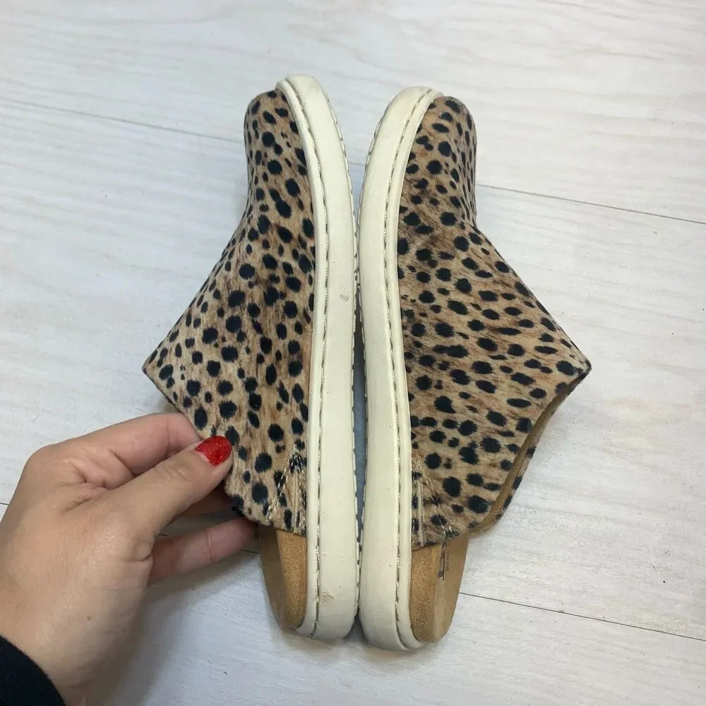 Born‎ Zen Mules Women's Size 5M Brown Cheetah Print Fierce Slip On Shoes